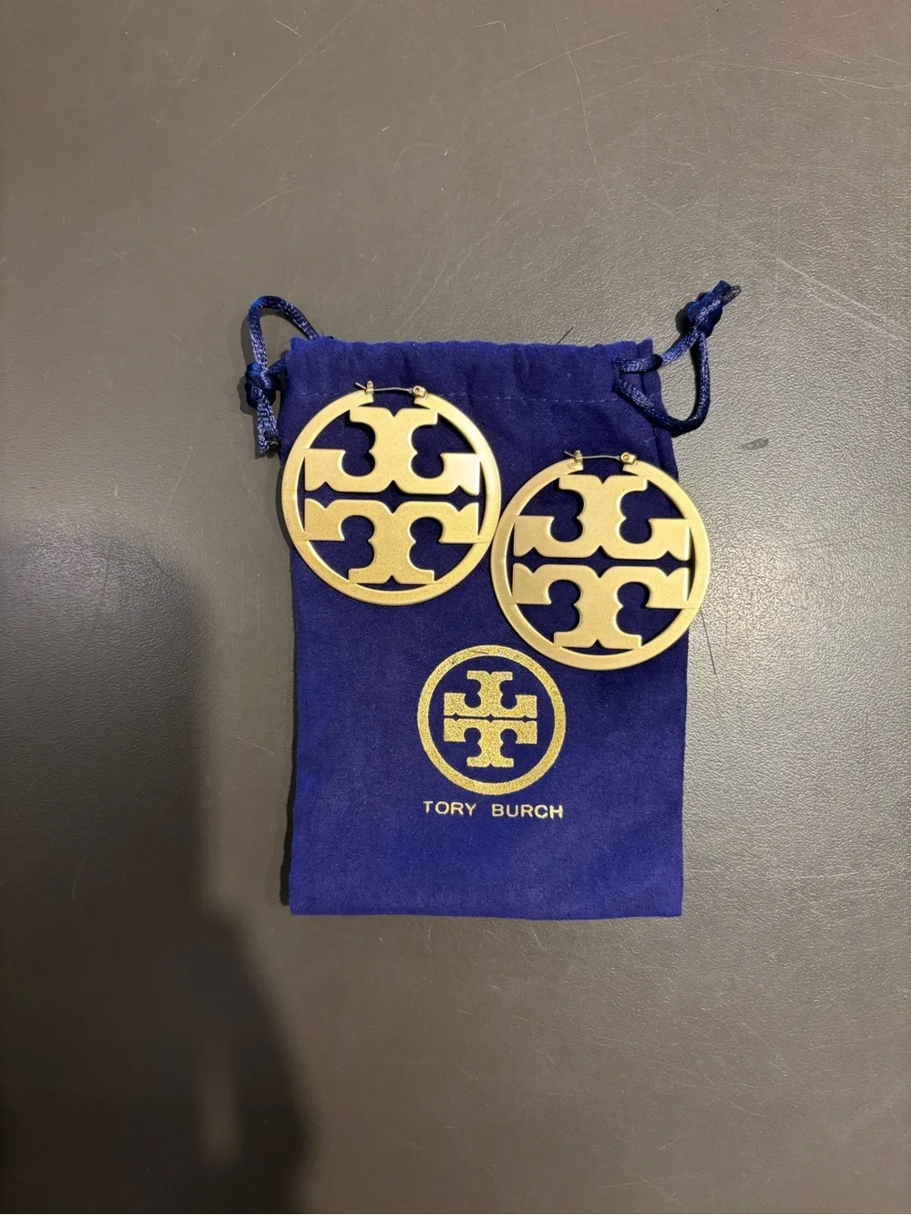 Jewelry - Earrings